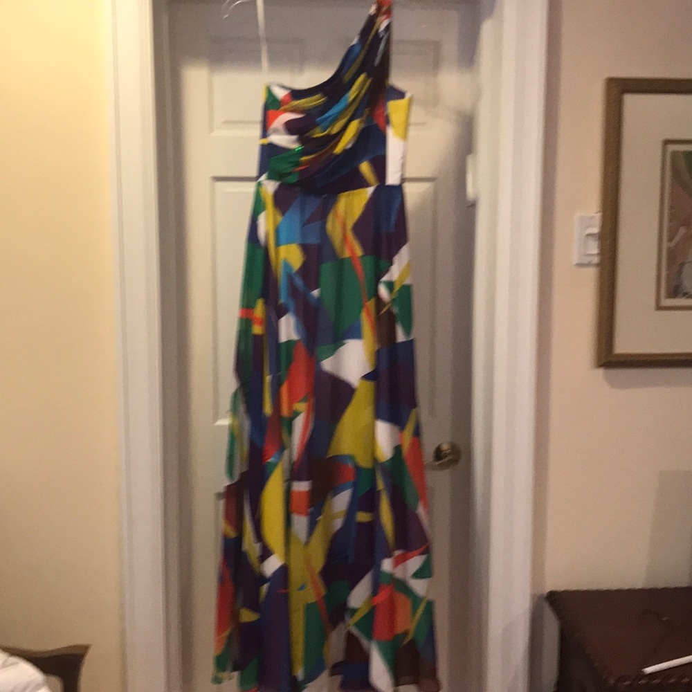 Asymmetrical should evening gown